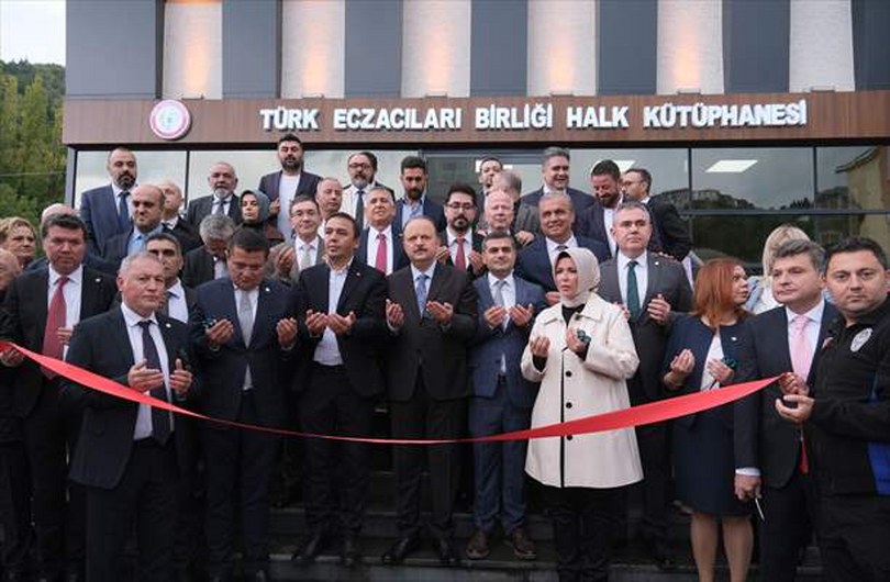 Türk Eczacıları Birliğince Bozkurt’ta yaptırılan kütüphane açıldı