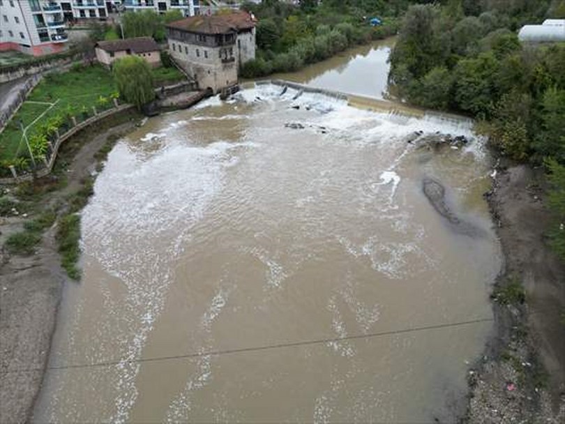Bartın Irmağı’nın bir bölümünde suyun köpürmesiyle ilgili inceleme başlatıldı
