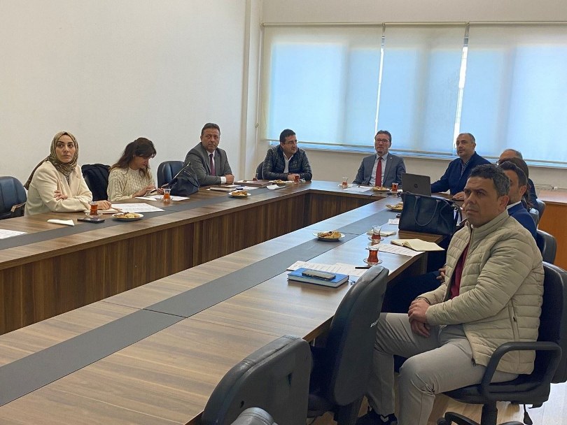 Karabük Üniversitesi Edebiyat Fakültesi Kalite Çalışmaları İçin Toplantı Düzenledi