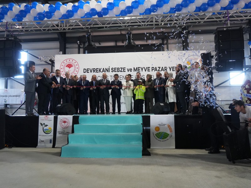 Bakan Yumaklı, “Sürdürülebilir, verimli, kaliteli ürünlerinin üretilmesi için ne gerekiyorsa yapacağız”