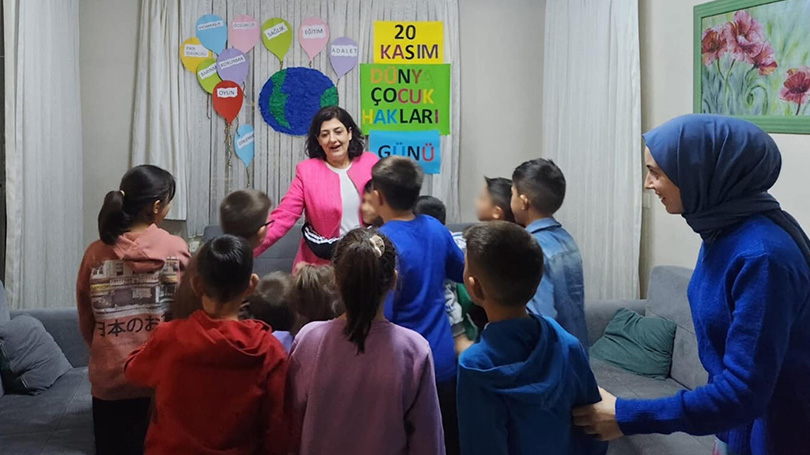 Süreyya Yavuz’dan Güleç Çocuk Evleri’ne Ziyaret