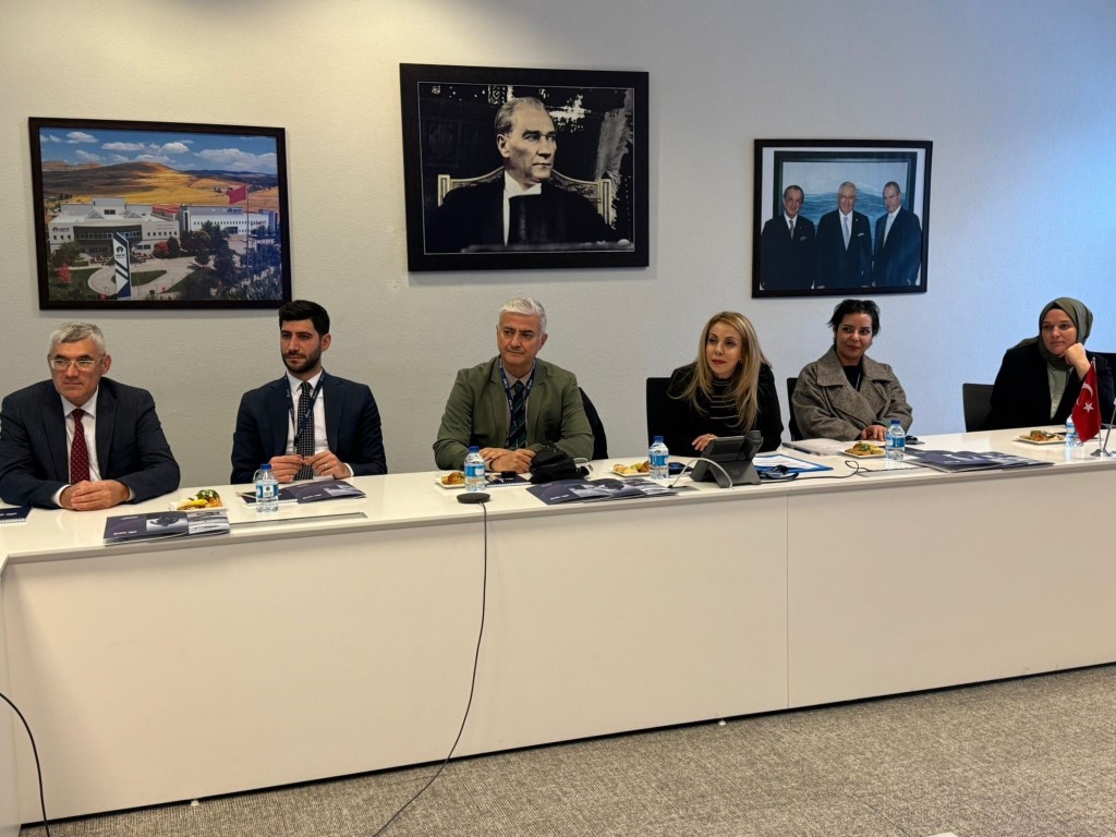 Dev savunma sanayi firmasından muhabirlere balistik yelek desteği