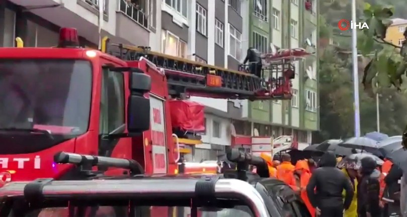 Rize’de heyelan: Ölü ve yaralılar var