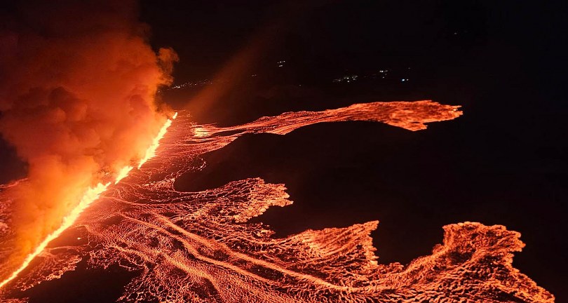 İzlanda’nın Reykjanes Yarımadası’ndaki yanardağ 7. kez patladı