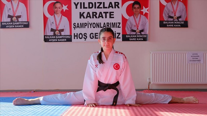 Milli karateci Sare, hedefi büyüttü