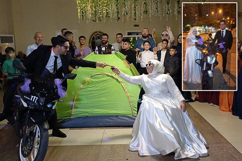 Düğün salonunu kamp alanına çevirdiler