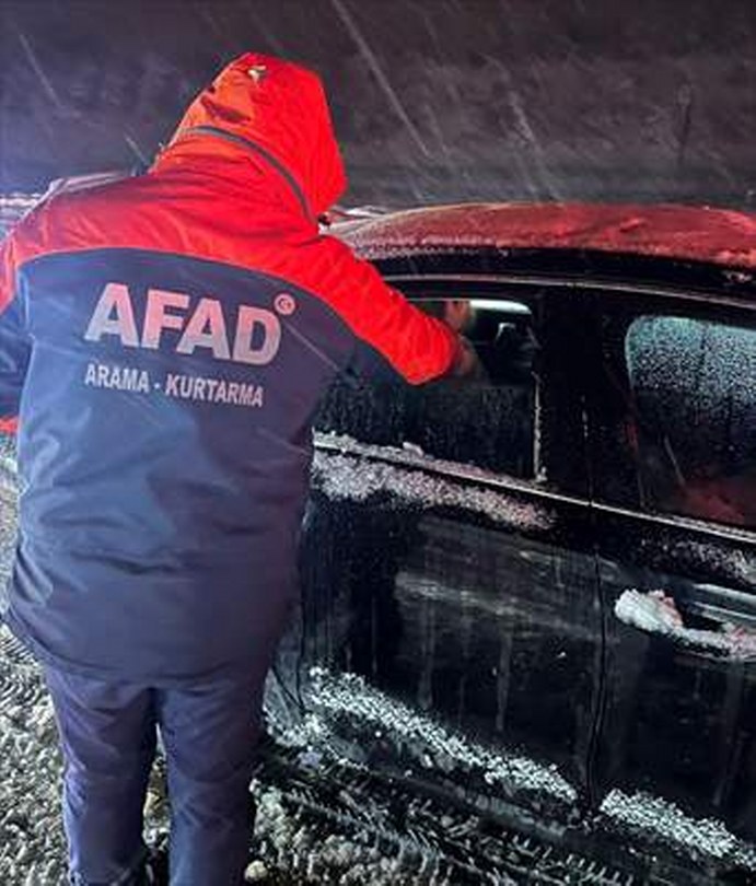 Bolu’da Anadolu Otoyolu İstanbul Yönü Trafiğe Açıldı