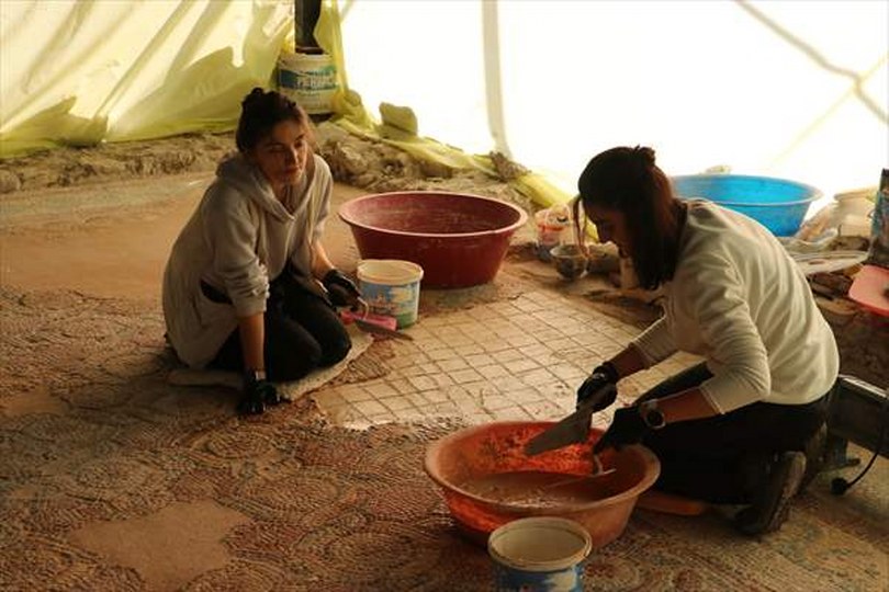 Pompeiopolis Antik Kenti’nde Roma Villası Mozaikleri Yeniden Yerleştirildi