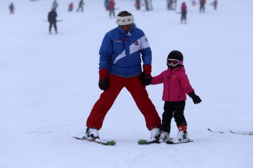 Yılbaşı öncesi Uludağ’da pistler doldu taştı