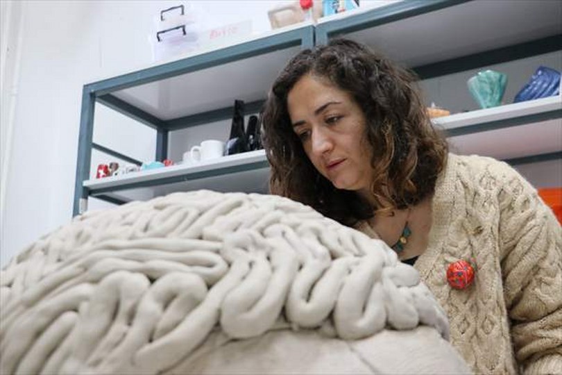 Beyin Şeklinde Heykellerle Sanata Dokunuş