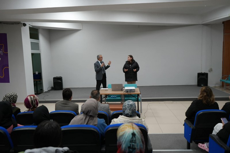 Gençlik Vizyon Çalıştayı Öncesi Değerlendirme Toplantısı Düzenlendi