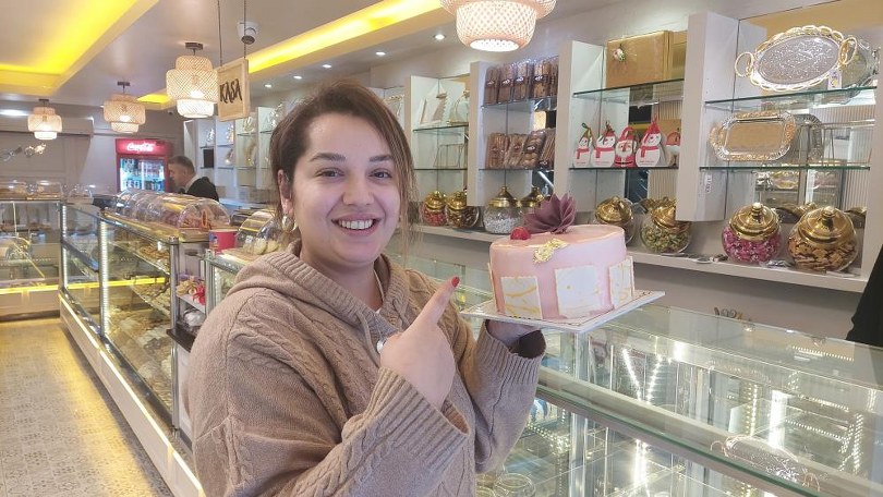 Çaycuma’da Yılbaşı Pastalarına Altın Sürprizi