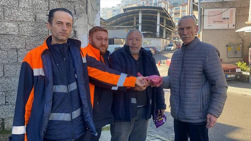 Zonguldak’ta Temizlik Personelinin Dürüst Davranışı Göz Doldurdu