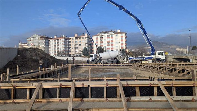 Tosya’da 1200 kişi kapasiteli düğün salonunun temeli atıldı