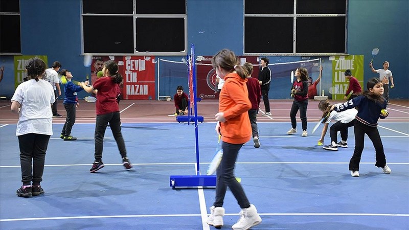 Çocukların spor branşlarına ilgisi okul çağında belirleniyor