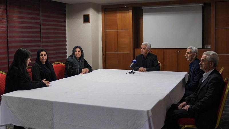 Cumhurbaşkanı Erdoğan’ın görüştüğü mağdur aileler terörün sona ermesini istiyor