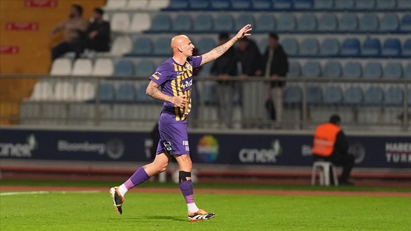 Eyüpspor’da Jonjo Shelvey ile yollar ayrıldı
