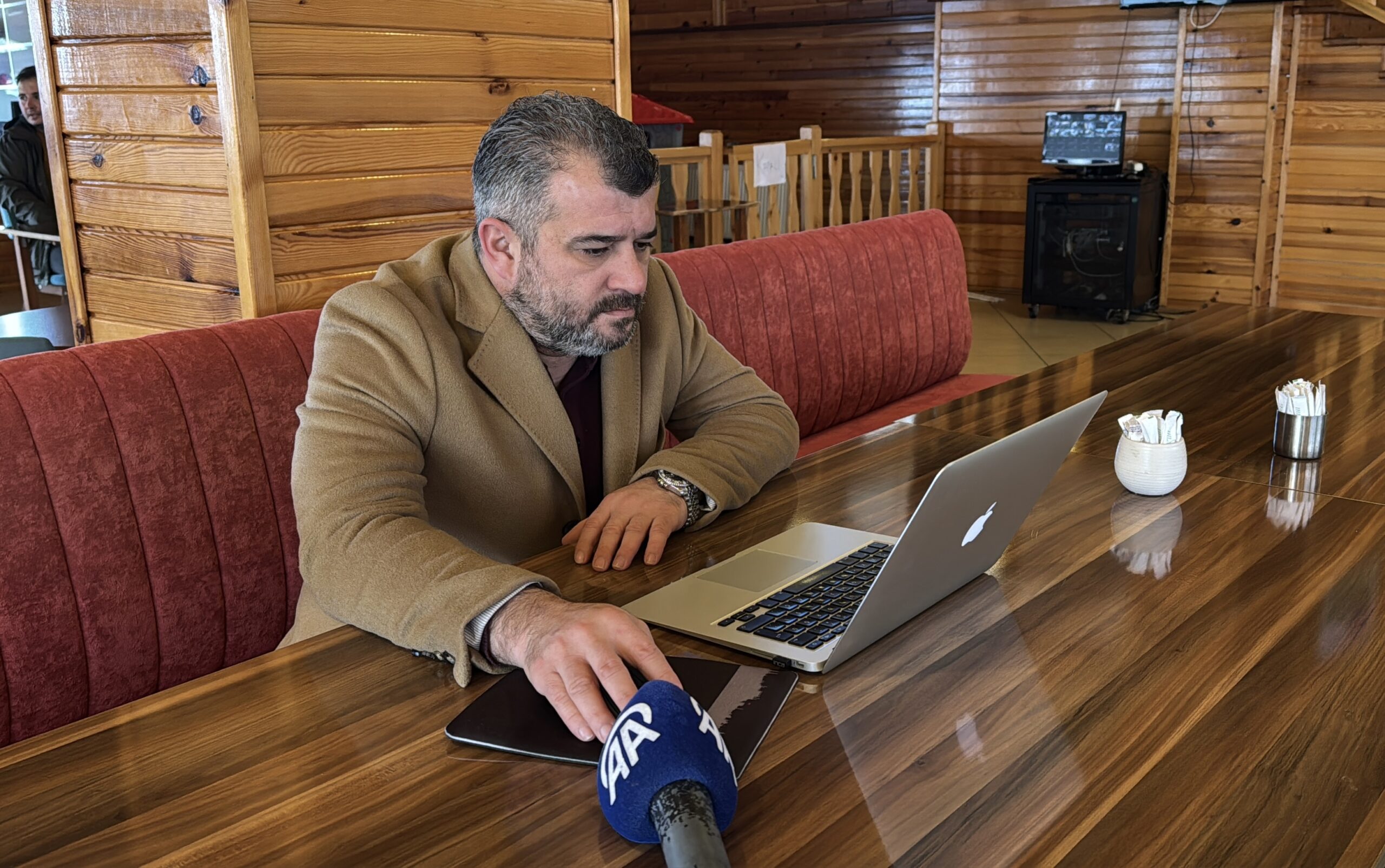 Başkan Karakaş, Yılın Karelerini Oyladı