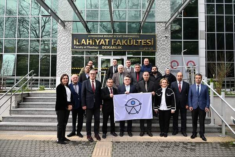 Zonguldak BEUN, Erişilebilirlik Belgesi ve Bayrağını Aldı