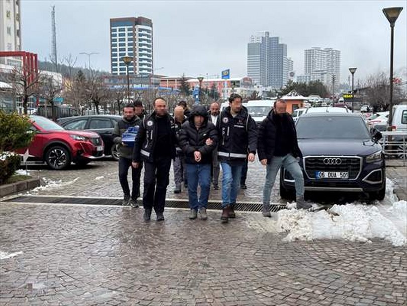 Kastamonu merkezli nitelikli dolandırıcılık operasyonunda yakalanan 7 şüpheli adliyede