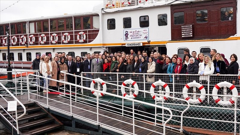 “Türkiye Yüzyılı Maarif Modeli Cumartesi Atölyeleri” Fenerbahçe Vapuru’nda yapıldı