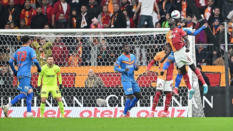 Göztepe’den geçici olarak yabancı hakemlik sistemi çağrısı