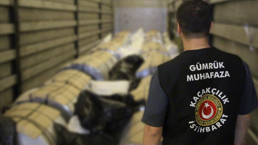 2025’in ilk 15 gününde 1,5 milyar lira değerinde kaçak eşya ele geçirildi