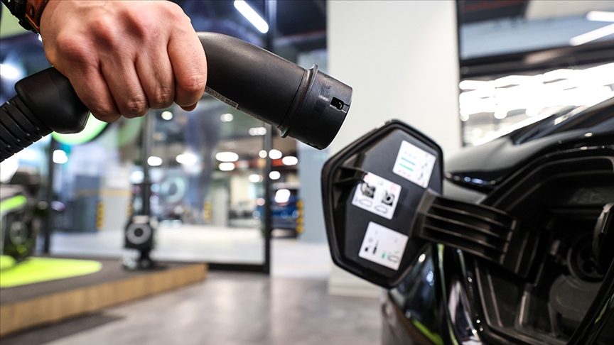 Elektrikli araç satışları hem dünyada hem de Türkiye’de büyümesini sürdürecek