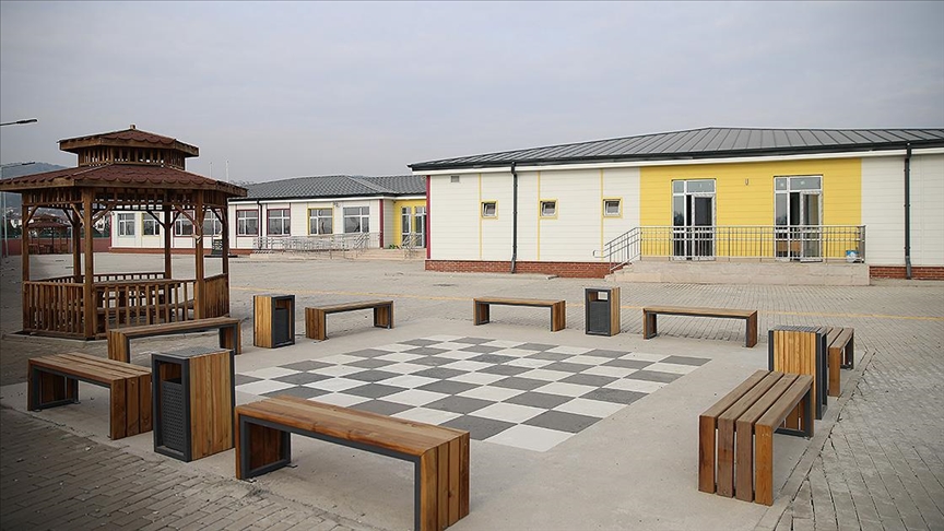 Depremlerde eğitim altyapısı zarar gören Türkoğlu’ndaki iki okul daha eğitime hazır