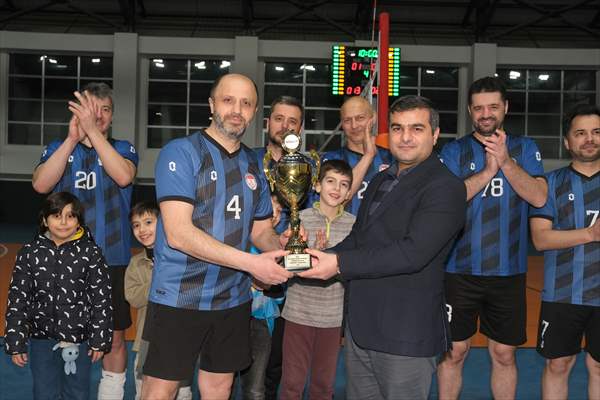 Voleybol turnuvasının şampiyonu Bozkurt Ortaokulu oldu
