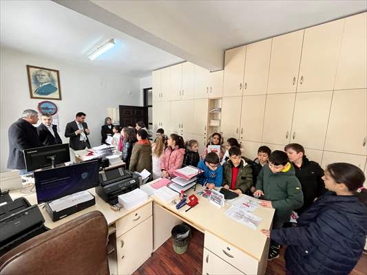 Devrekani’de öğrencilerden Vergi Haftası ziyareti
