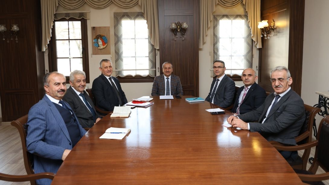 Eğitimde Başarı İçin İlçe Müdürleri Bir Araya Geldi