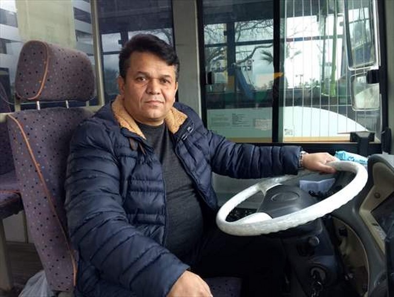 Zonguldak’ta halk otobüsü şoförü, fenalaşan yolcuyu hastaneye yetiştirdi