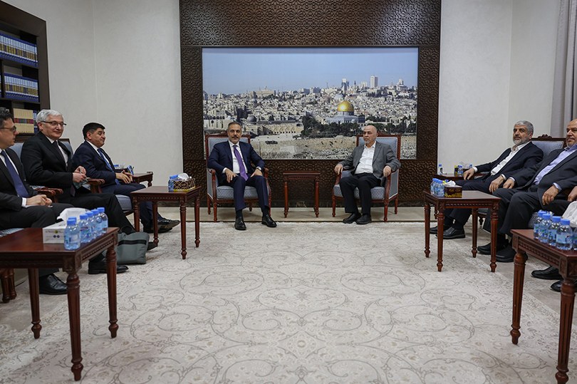 Dışişleri Bakanı Fidan, Hamas Siyasi Büro üyeleri ile bir araya geldi
