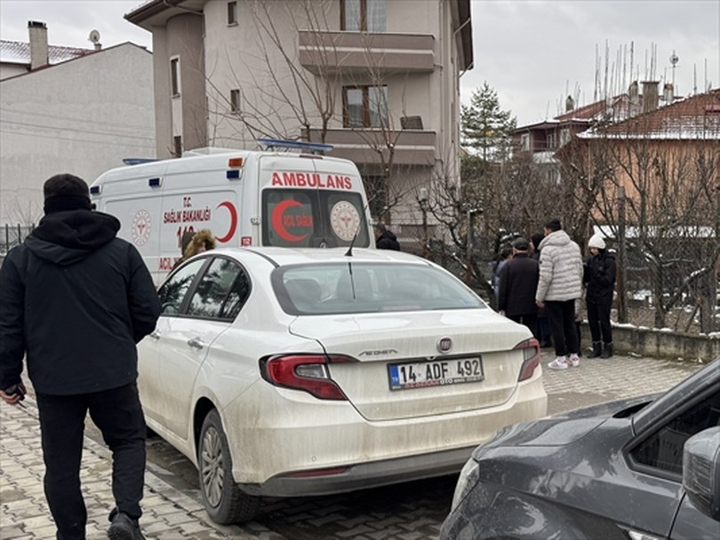 Bolu’da bir kişi bıçakla yaralandı