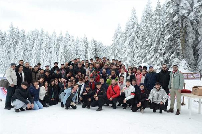 Geleneksel Kızak Yarışları’nın 2. ayağı Bolu’da yapıldı