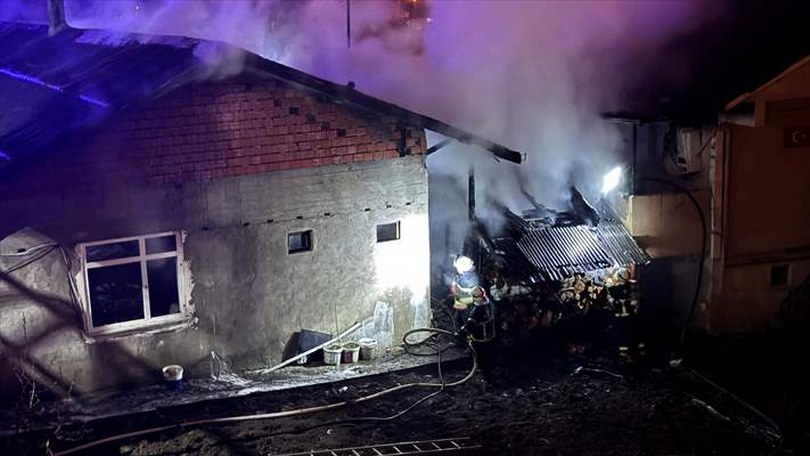 Zonguldak’ta kömürlükte başlayıp eve sıçrayan yangın söndürüldü