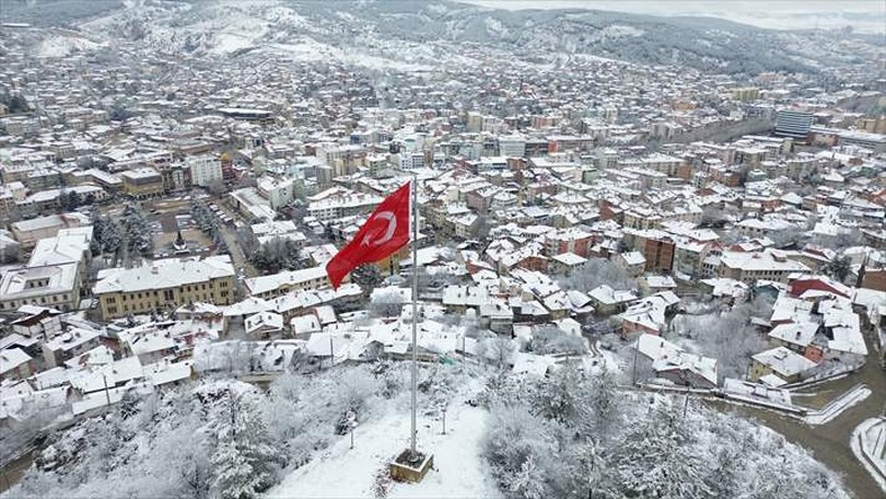 Kastamonu Valiliğinden çocuklara kar tatili mesajı