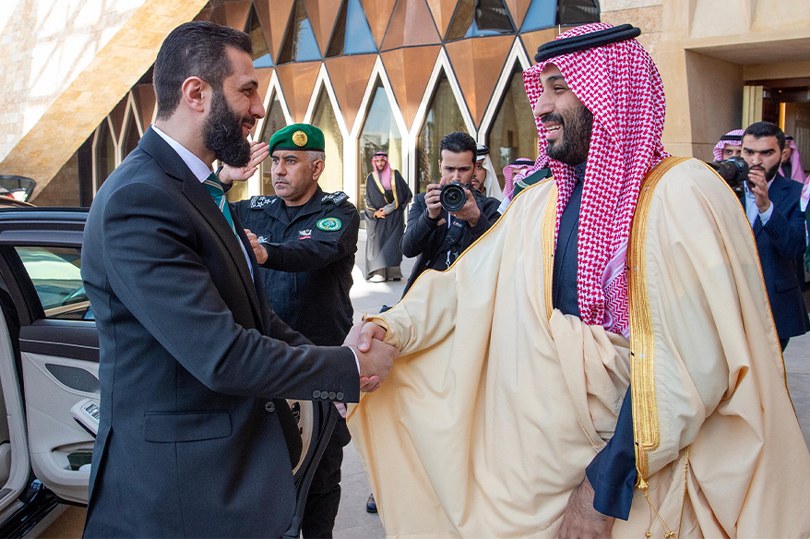 Eş-Şara: “Suriye’nin geleceğini inşa etme konusunda samimi destek arzusunu hissettik”