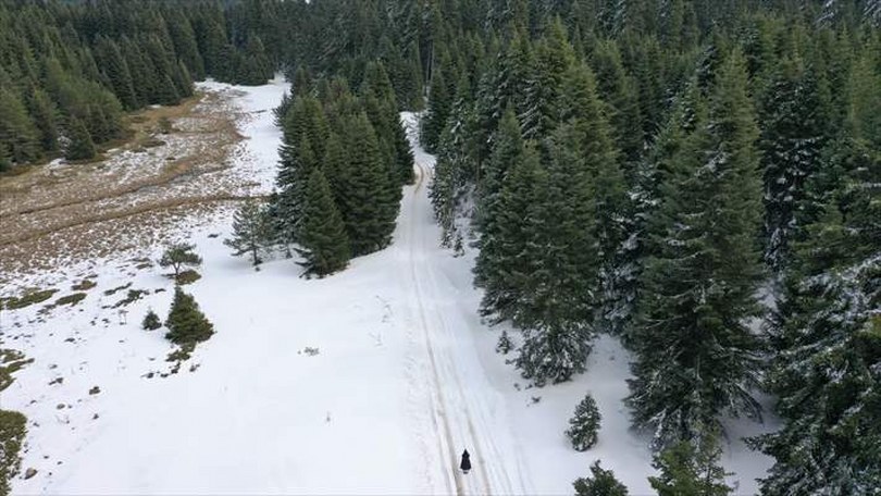 Bolu’da ilkbahar ve kış bir arada yaşanıyor