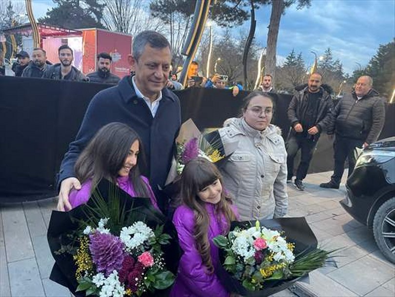 CHP Genel Başkanı Özel, Bolu’da iftar programında konuştu