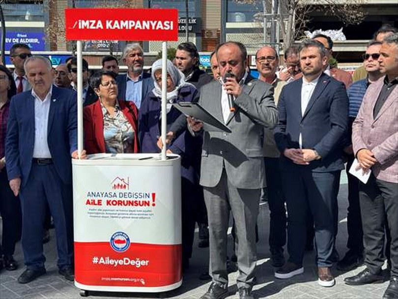 Bolu’da “Aile Yılında Anayasa Değişsin, Aile Korunsun” imza kampanyası başlatıldı