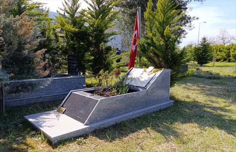 Rahime Kaptan vefatının 61. yılında kabri başında anıldı