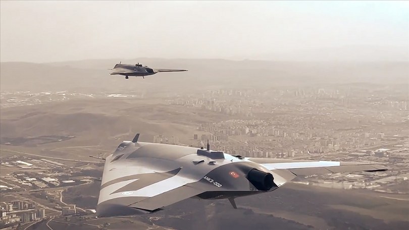 ANKA III’lerden Çanakkale Zaferi’nin 110. yıl dönümüne özel uçuş