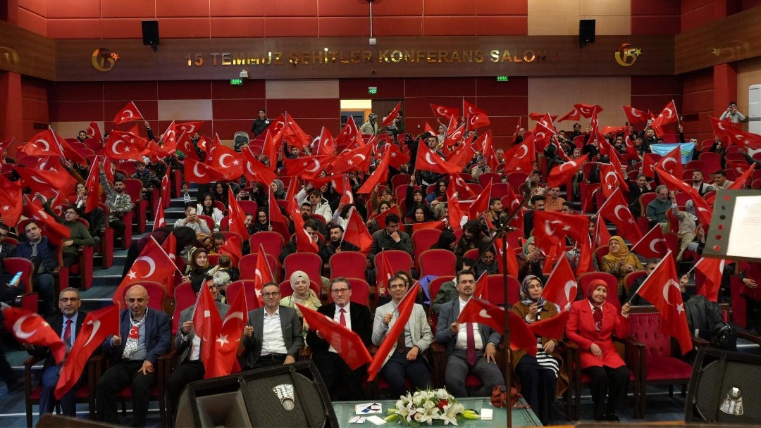 Karabük Üniversitesinde Çanakkale Zaferi’nin 110. Yıl Dönümü Coşkuyla Kutlandı