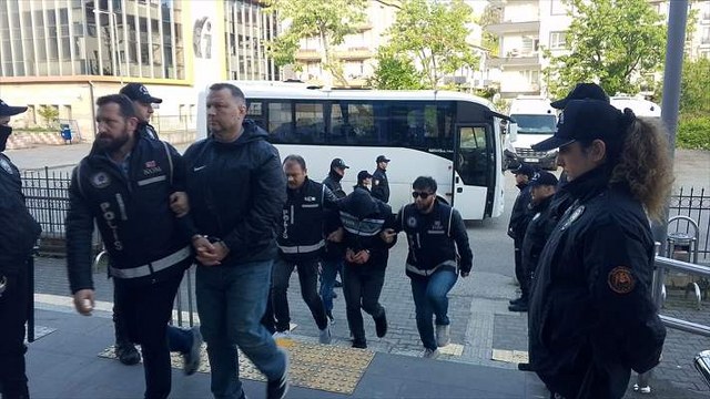 Zonguldak’ta kaçak silah imalatı ve ticareti operasyonunda yakalanan 7 zanlı adliyede