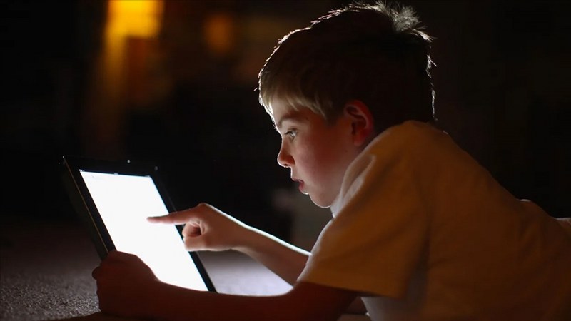 Çocukların sosyal medya kullanımını kısıtlayan önlemler genişliyor