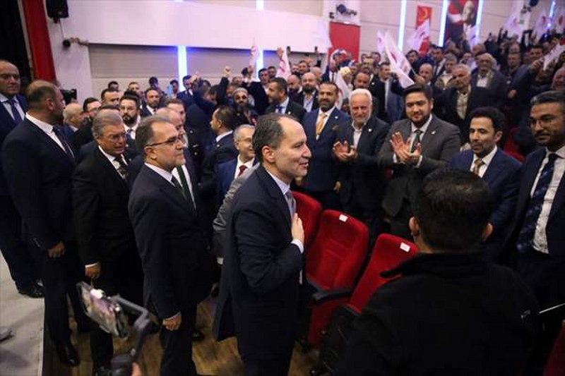 Yeniden Refah Partisi Genel Başkanı Erbakan, Kastamonu’da partisinin il kongresine katıldı