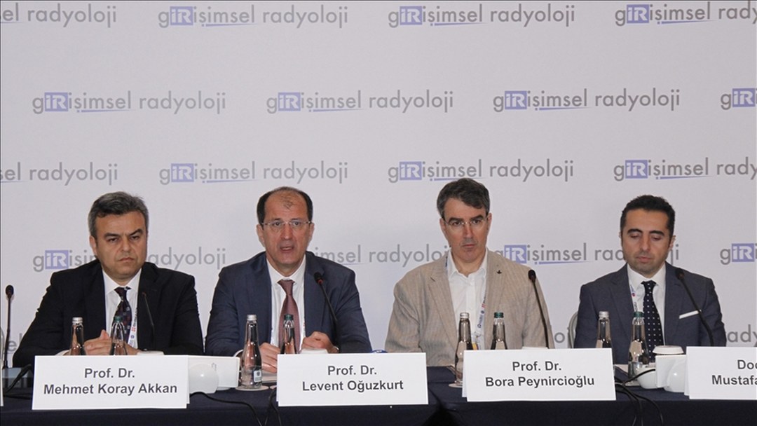 Diyabete bağlı damar tıkanıklığına “anjiyografi” ile cerrahisiz ve ağrısız tedavi mümkün