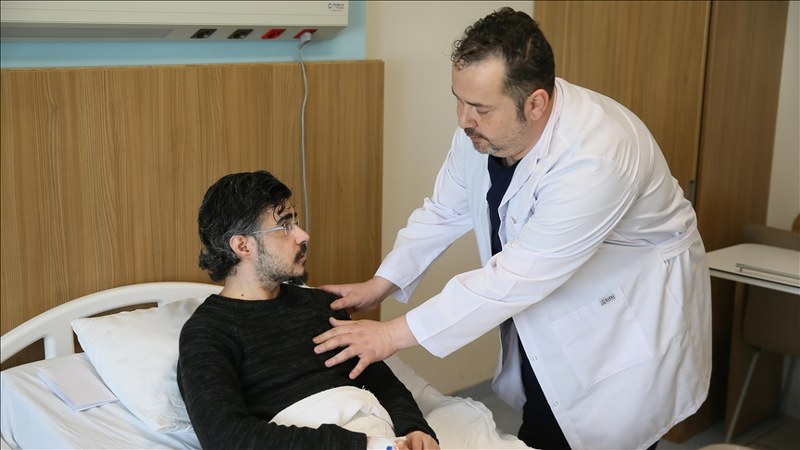 Kıkırdağından yapılan göğüs duvarıyla sağlığına kavuştu